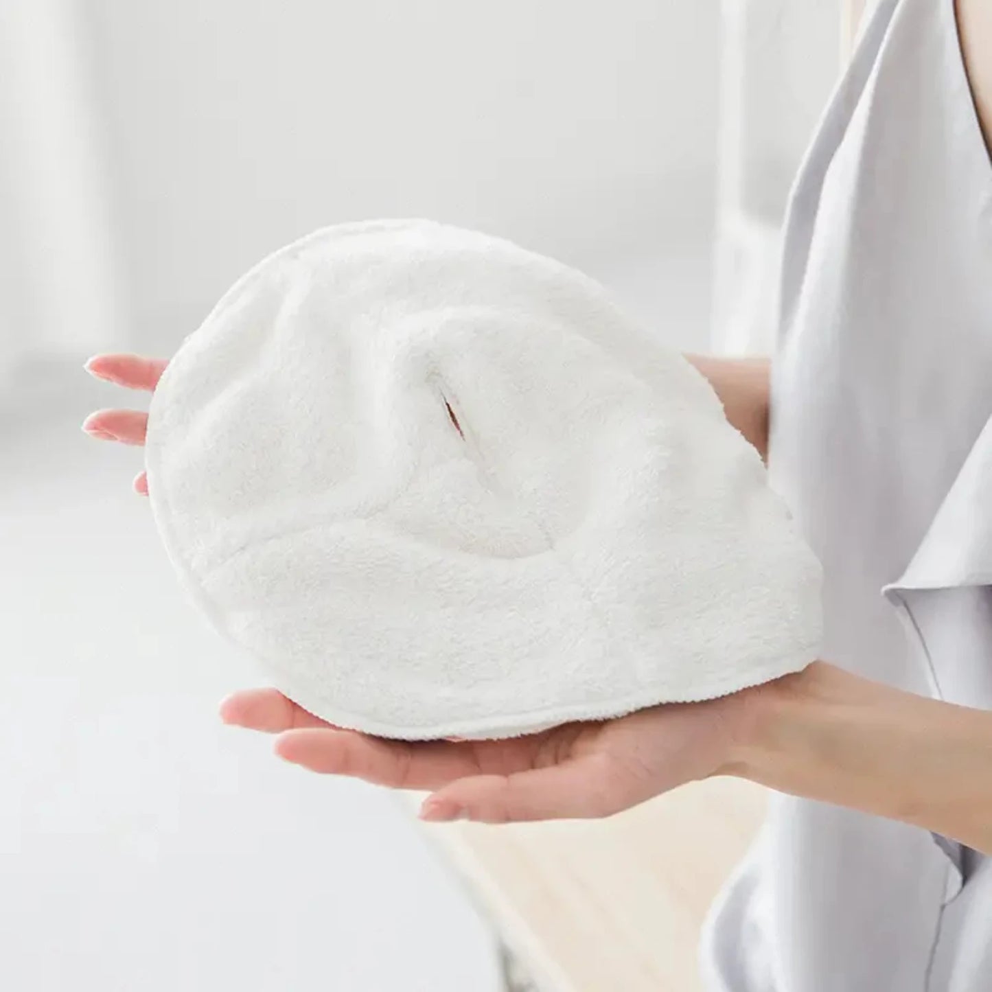 Soft and Absorbent Facial Sheet Towel - Pack of 1