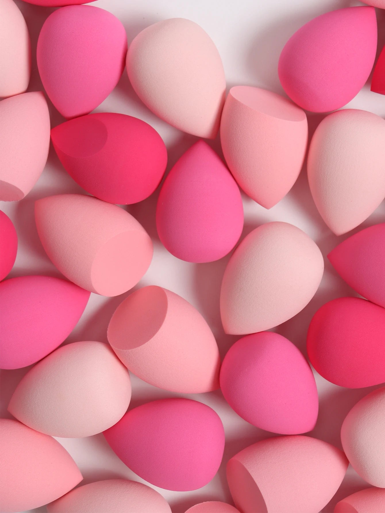 30 Beauty Eggs (Makeup Sponges) Foundation Make-Up Mixed Beauty Sponge, Liquid, Cream and Powder Without Blemish, Multi-Color C