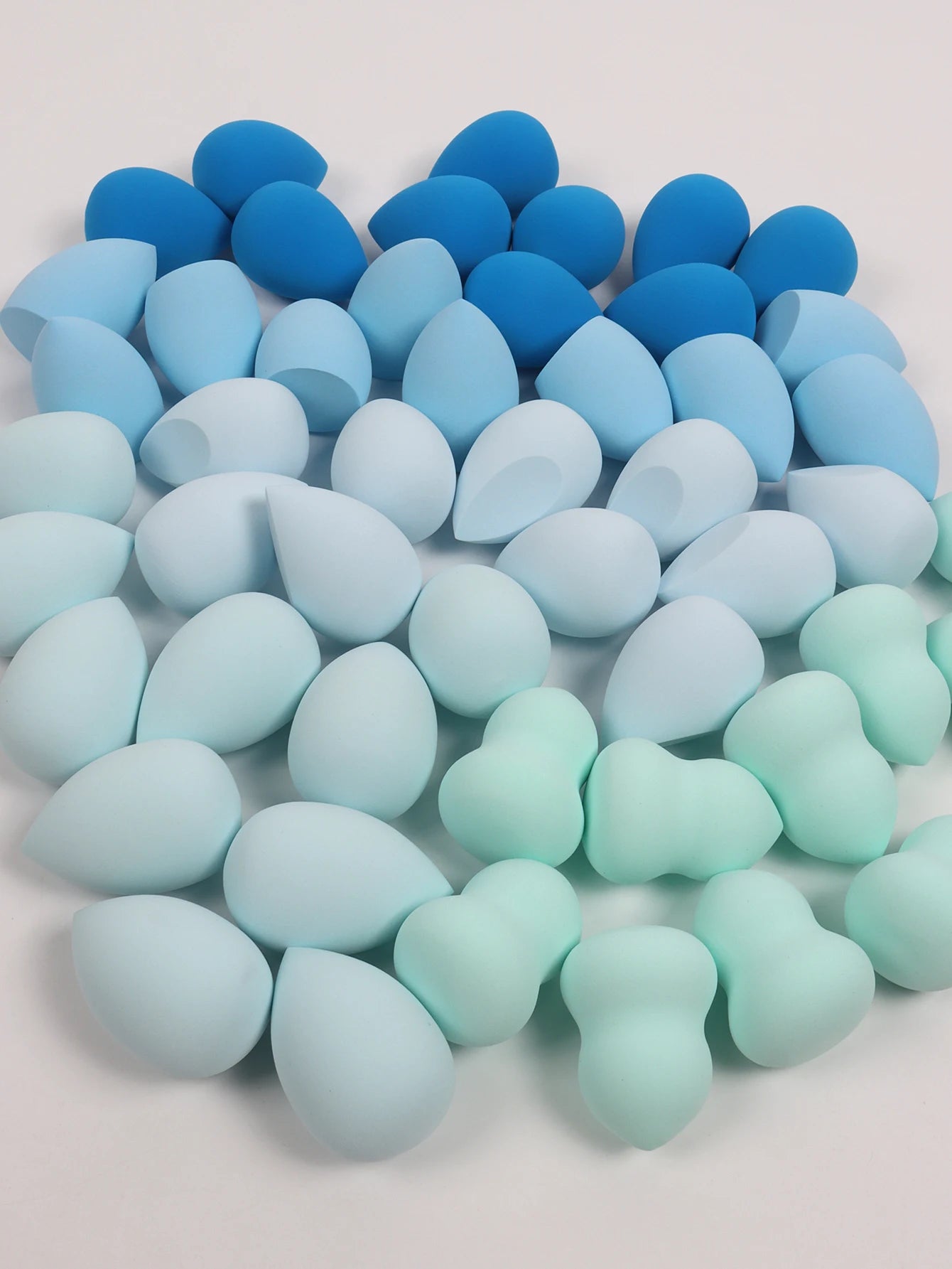 30 Beauty Eggs (Makeup Sponges) Foundation Make-Up Mixed Beauty Sponge, Liquid, Cream and Powder Without Blemish, Multi-Color C